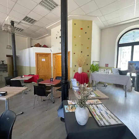El Vagon Bar-albergue Hostel Béjar