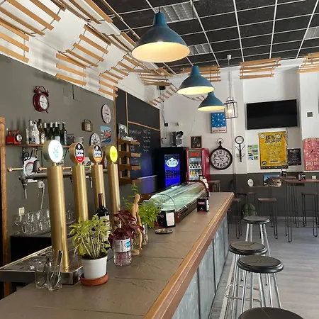 ホステル El Vagon Bar-albergue *