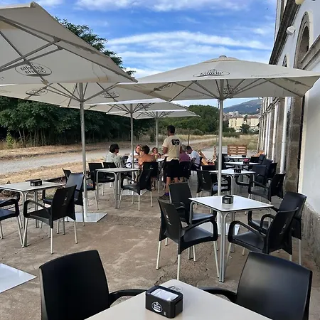 El Vagon Bar-albergue